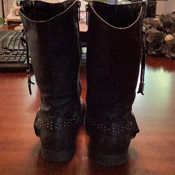 Harley-Davidson Women’s Boots, zip-up, size 10, Black. - Picture 2 of 7